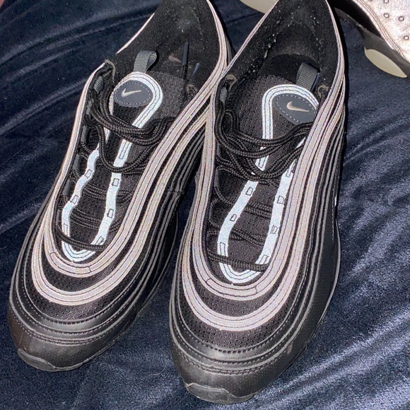 Air mac 97’s all black - Picture 3 of 3